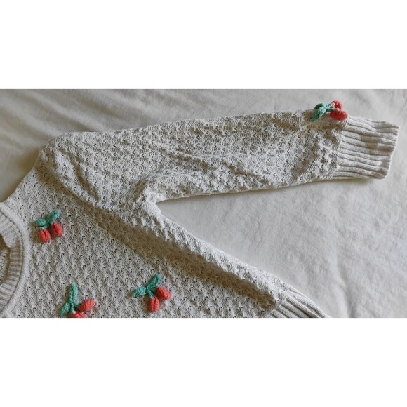 Women's Crochet Cherry Knit Cardigan Crop Cream Full Button Sz M VGC Adorable! - Picture 6 of 9